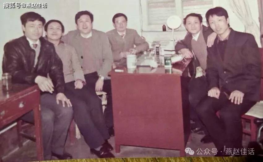 几十年躬心写作的文化学者朱世良澳门新葡京app峰峰故事——(图2)